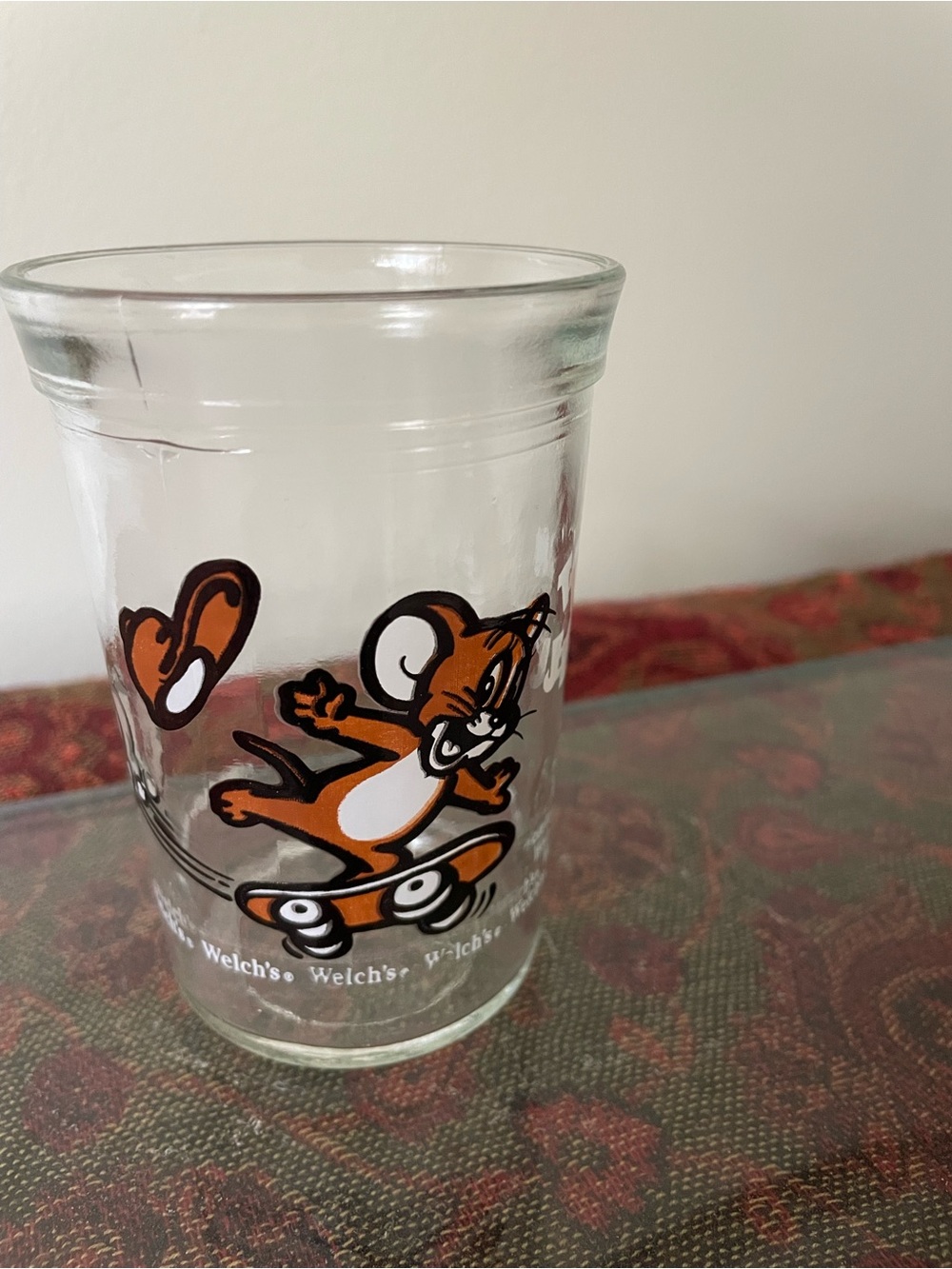 Vintage Welch's Skateboarding Tom & Jerry Mouse Juice Glass